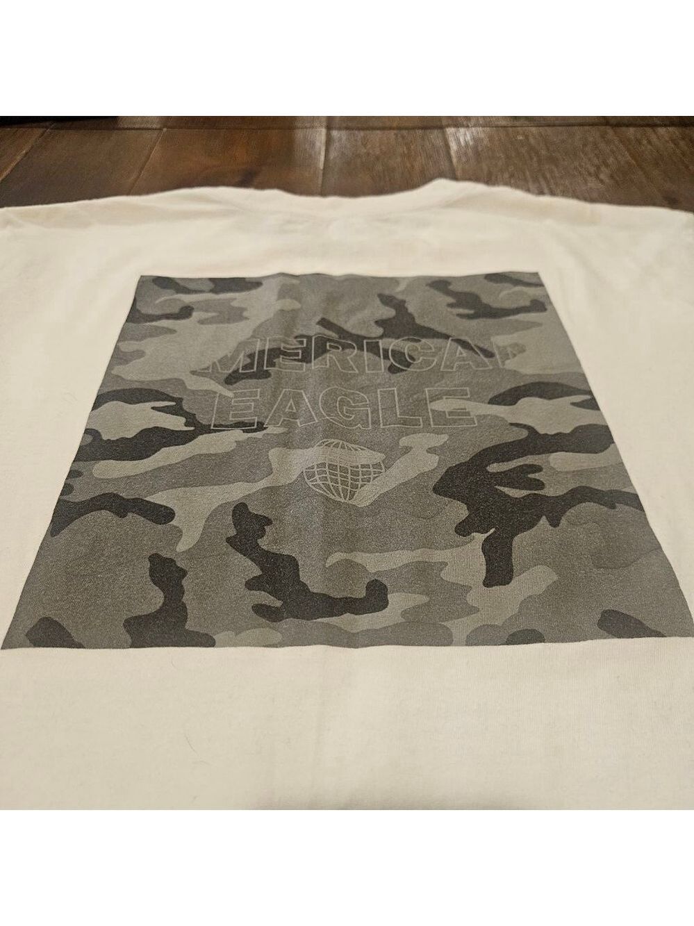 Men's American Eagle White Camo Graphic Short Sleeve Tee M - Picture 5 of 8